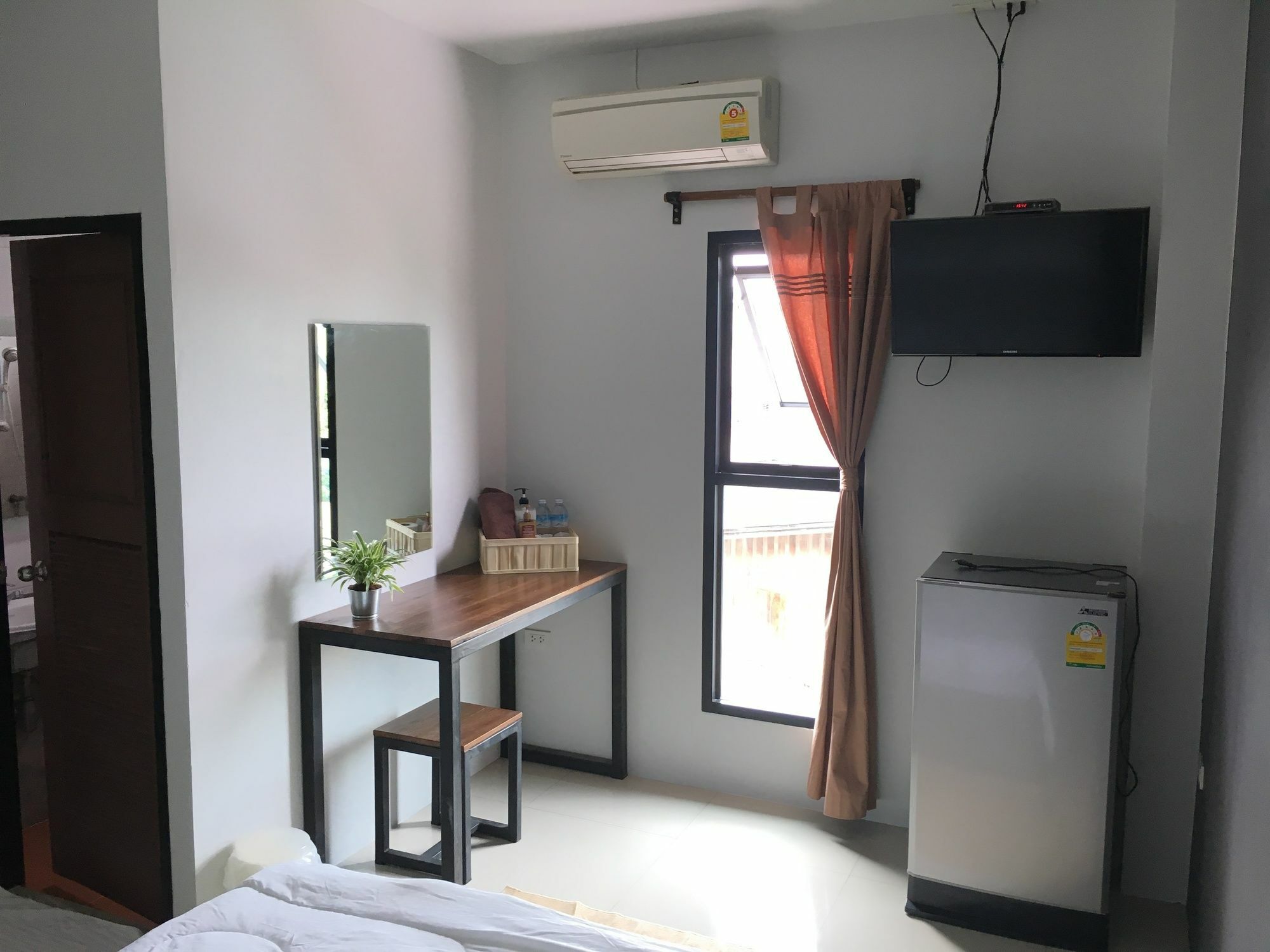 The Room Apartment Surat Thani Exterior photo